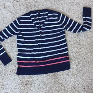 GAP v neck sweater